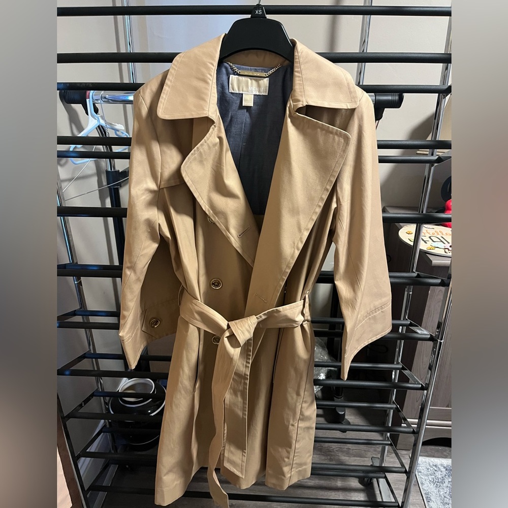 Brand New Michael Kors Trench Coat Size Small